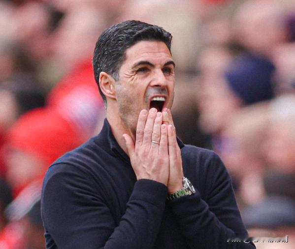 状态低迷！阿森纳近期4战3负接连失利
 
4月11日消息，本轮英超较量里，伯恩茅