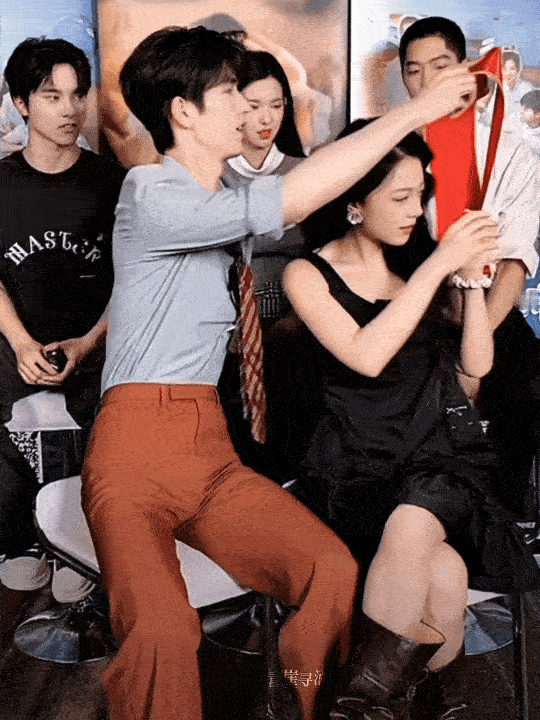 樱桃琥珀直播 来啦来啦 我们小麦麦林其乐[羞嗒嗒] 我磕的cp就是最甜的！！ ​