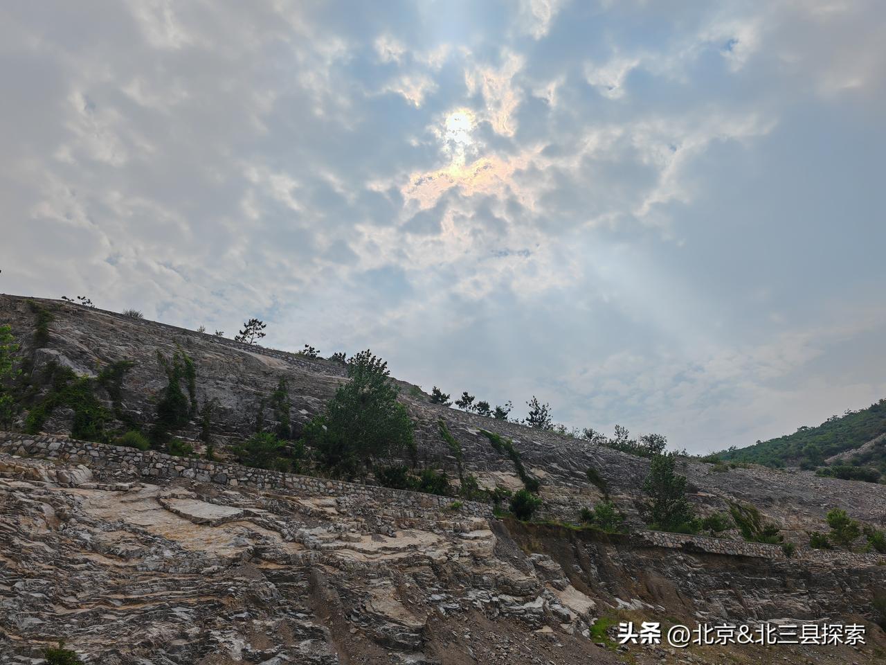 分享一张山顶的风景封顶，才能看到更远处
