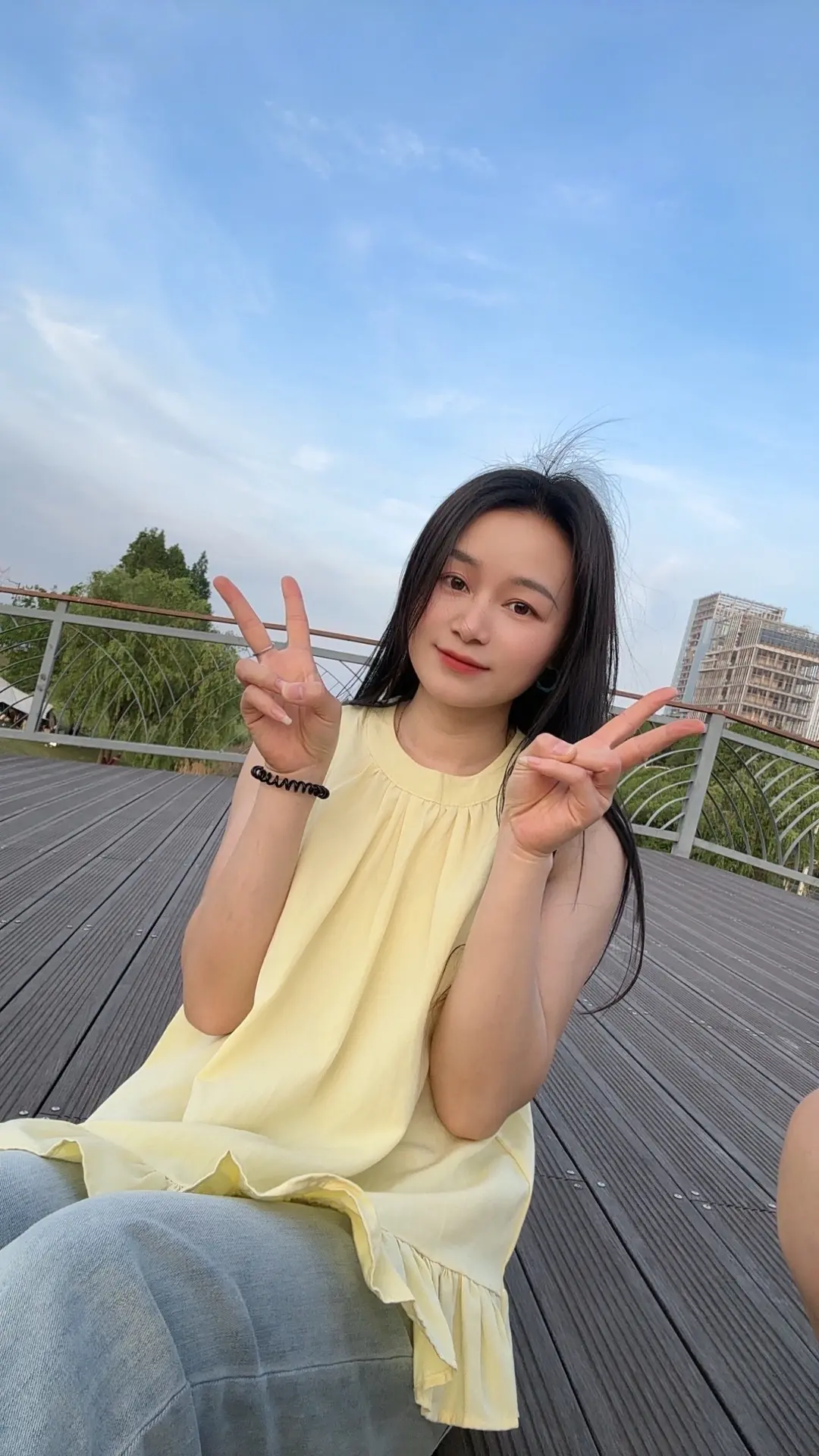 妥妥的自拍5分钟，P图两小时