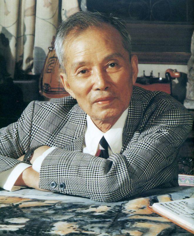 1941年，赖少其被捕。他被捕后，特务头子亲自审问他。赖少其说，你痛快点，干脆枪