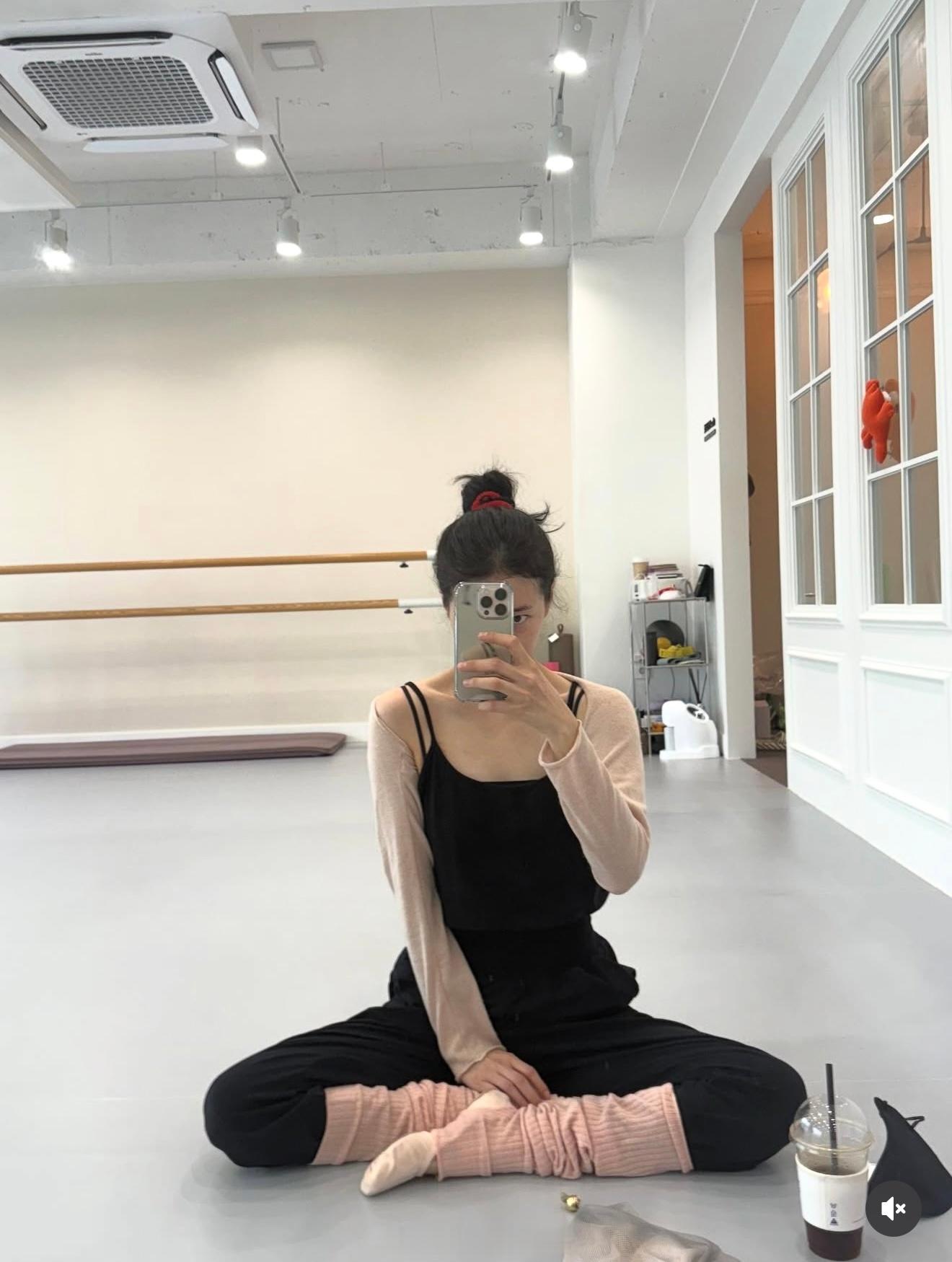 裴秀智 裴秀智 练芭蕾的这些日子打卡📷 ​​​