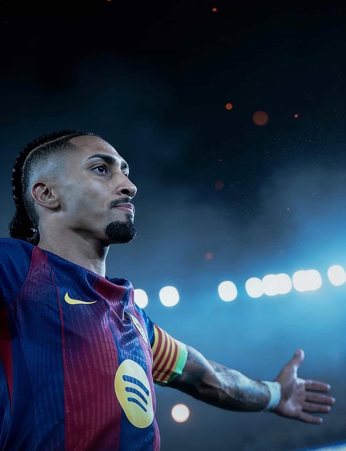 拉菲尼亚ins更新🆕：“1%的可能性，99%的信念。我们需要你们。”❤️💙巴