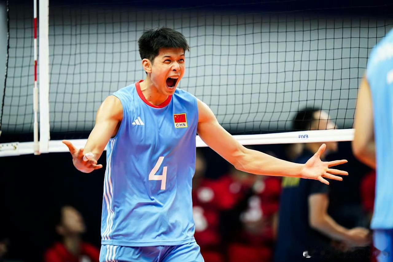 🏐 男排全锦赛，为余翔打call，加油！ ​​​