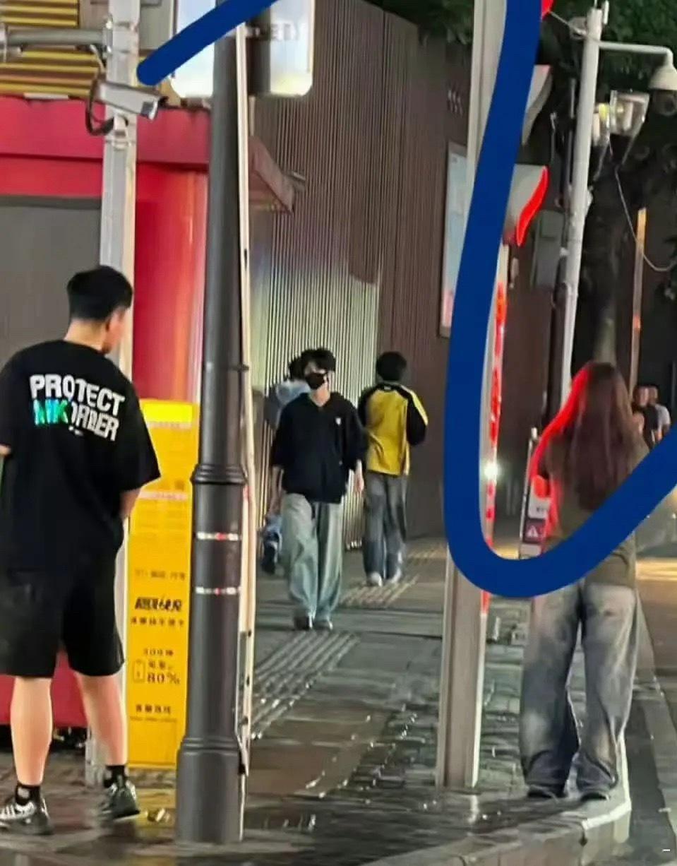 东东回家了 