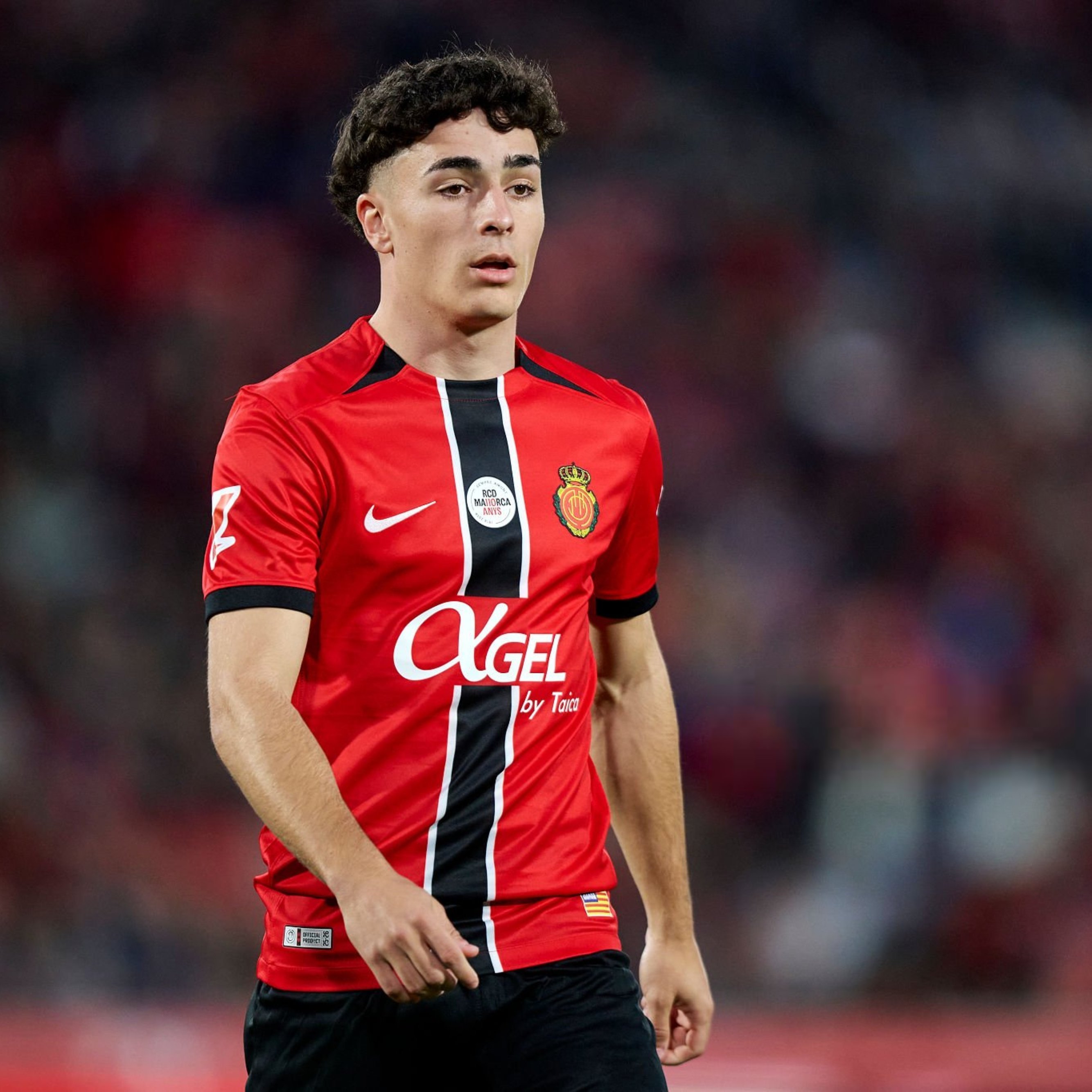 西班牙六台：巴萨正在认真考虑回购维吉利，以及引进格里马尔多。 巴萨至死不渝红蓝魂