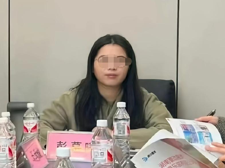 截止7月11日，长沙“霸占车位”一是，官媒以及各大主流媒体对此事的评论。
央视网