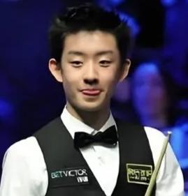 精彩对决，传奇“火箭”技高一筹，6-5绝杀吴宜泽！
       公开赛半决赛，