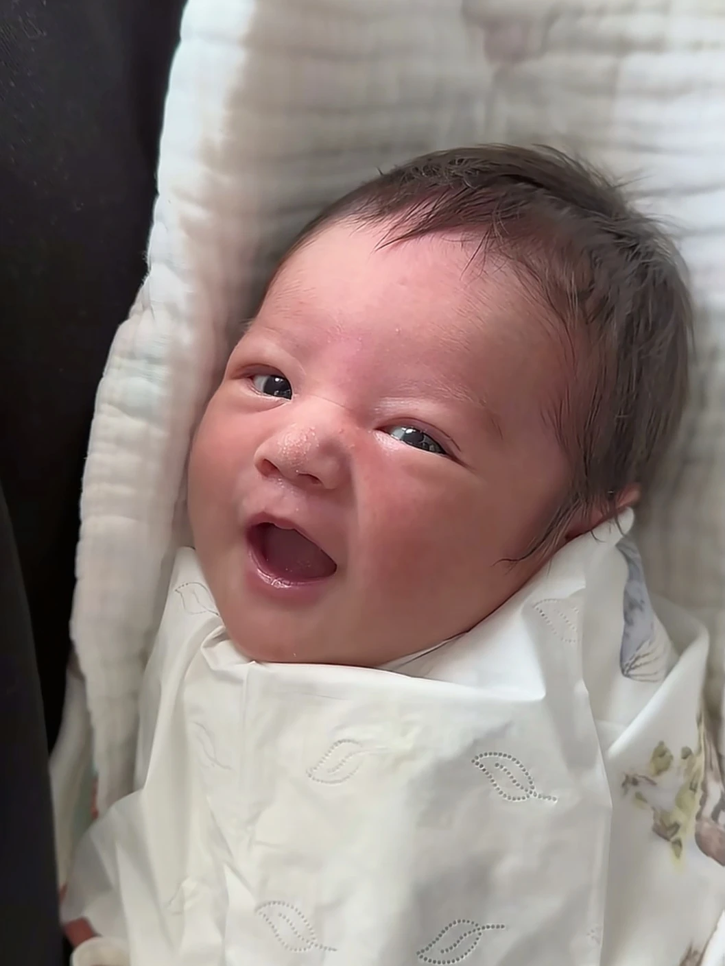 崔玉涛说：想让孩子说话早，每天坚持对宝宝