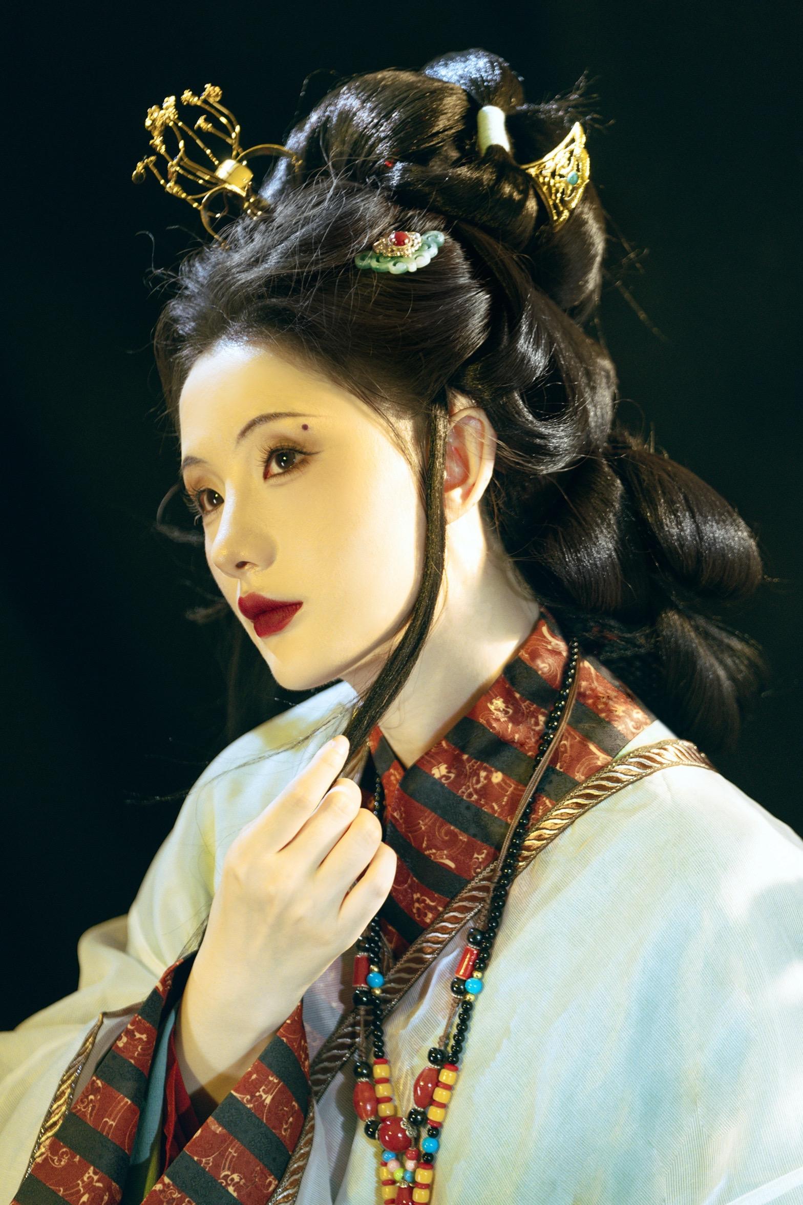 “握不住风，就成为风”