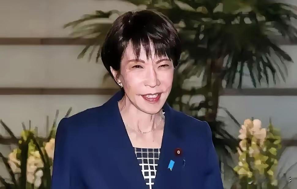 三个月前，高市早苗担任日本自民党总裁，却遭遇公明党退出执政联盟，自民党只能与日本