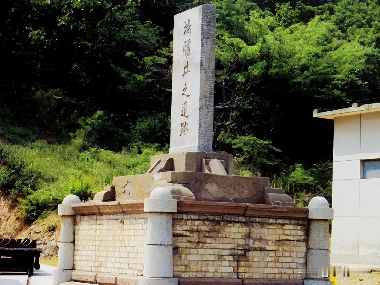 你们没发现吗
突然感觉日本皇室好鸡贼啊
不得不说，他真的是既想要我们的财富，又想