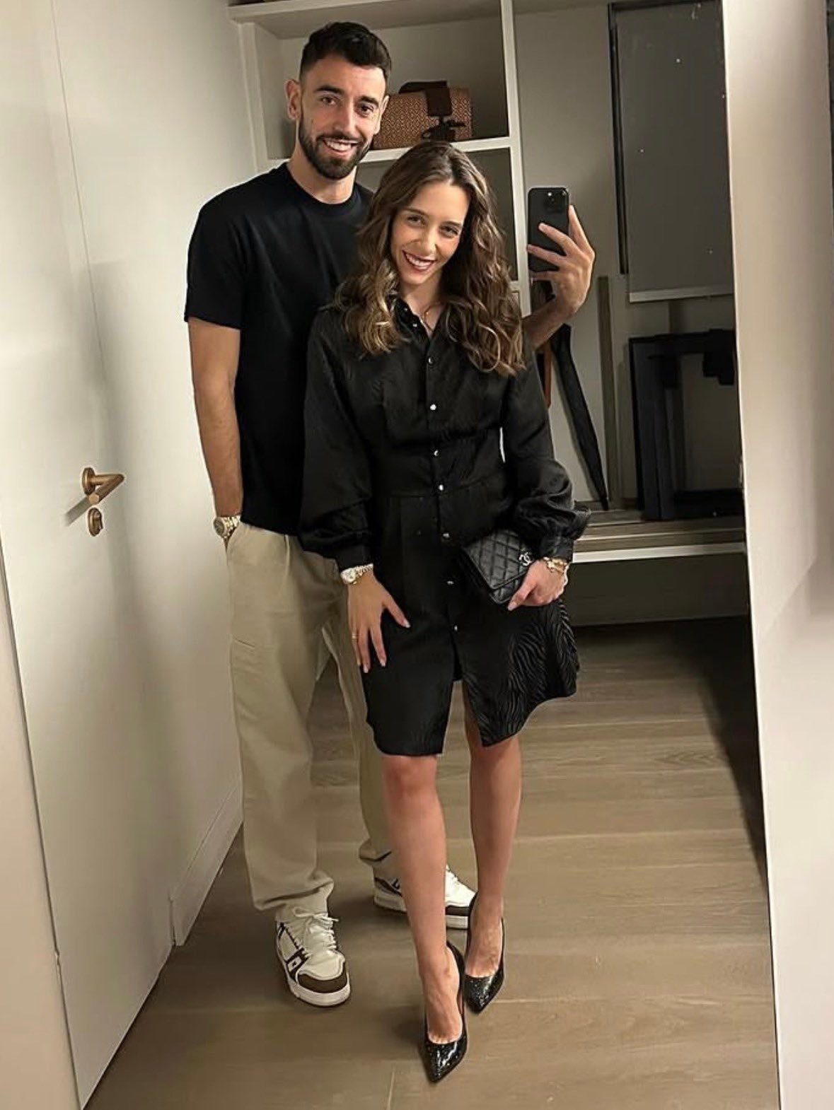 布鲁诺·费尔南德斯谈拒绝沙特报价：我们（他和妻子）不想成为世界上最富有的人。沙特