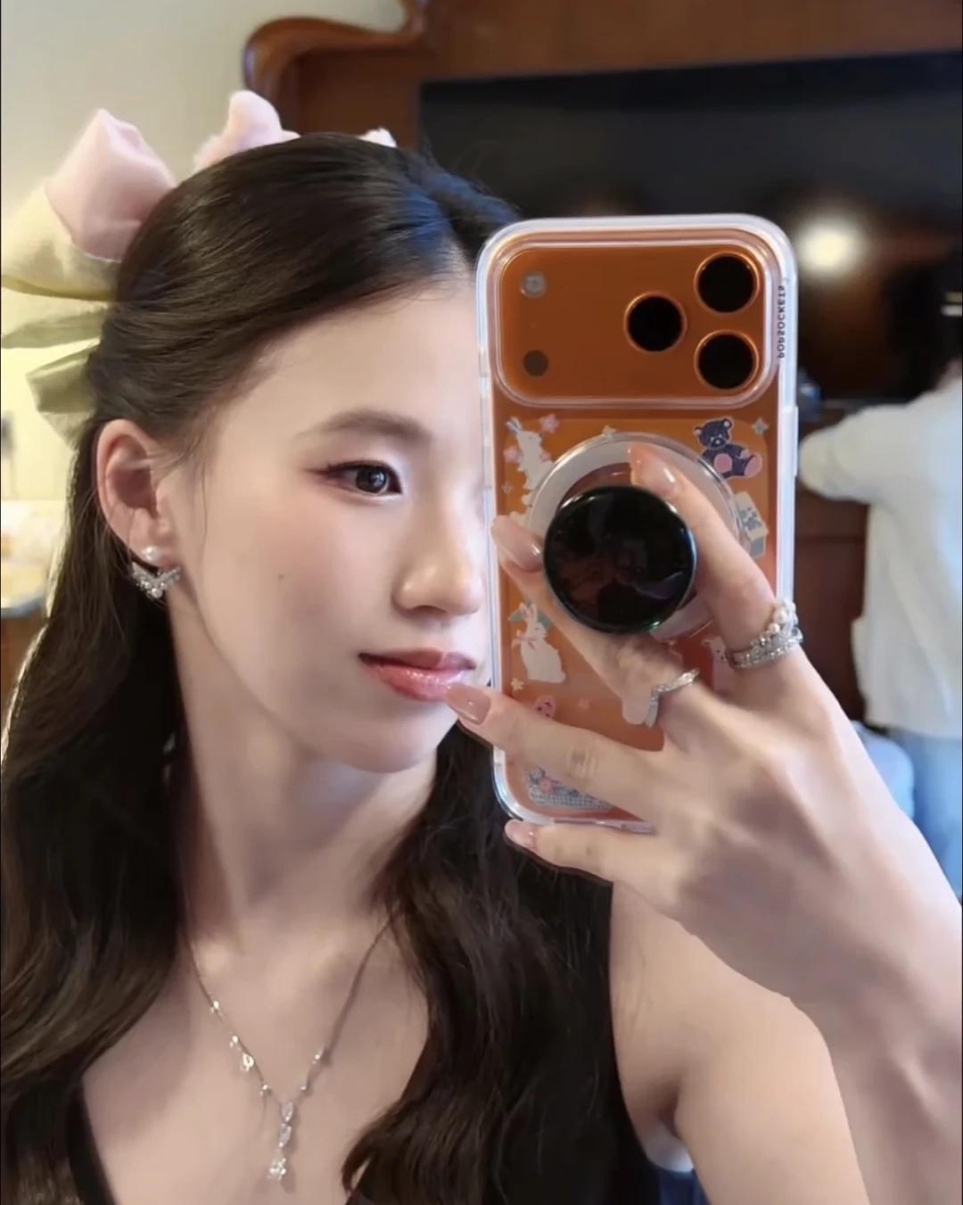 这是真公主吧！乐乐快发出来让我们看
现在你是坚定走过自己伟大的二十代书写女台历史