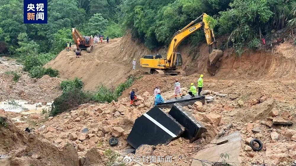 【广东梅大高速路面塌陷事故已致36人死亡】据广东梅州大埔县委宣传部消息，5月1日