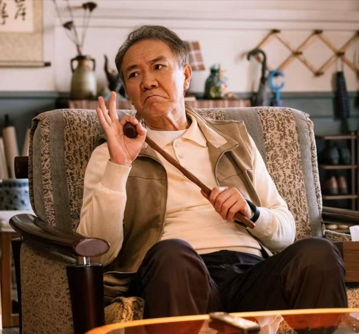 日出和日落的差别真的不大 看《马腾你别走》破防了！两个被困在人生日落时分的人，一