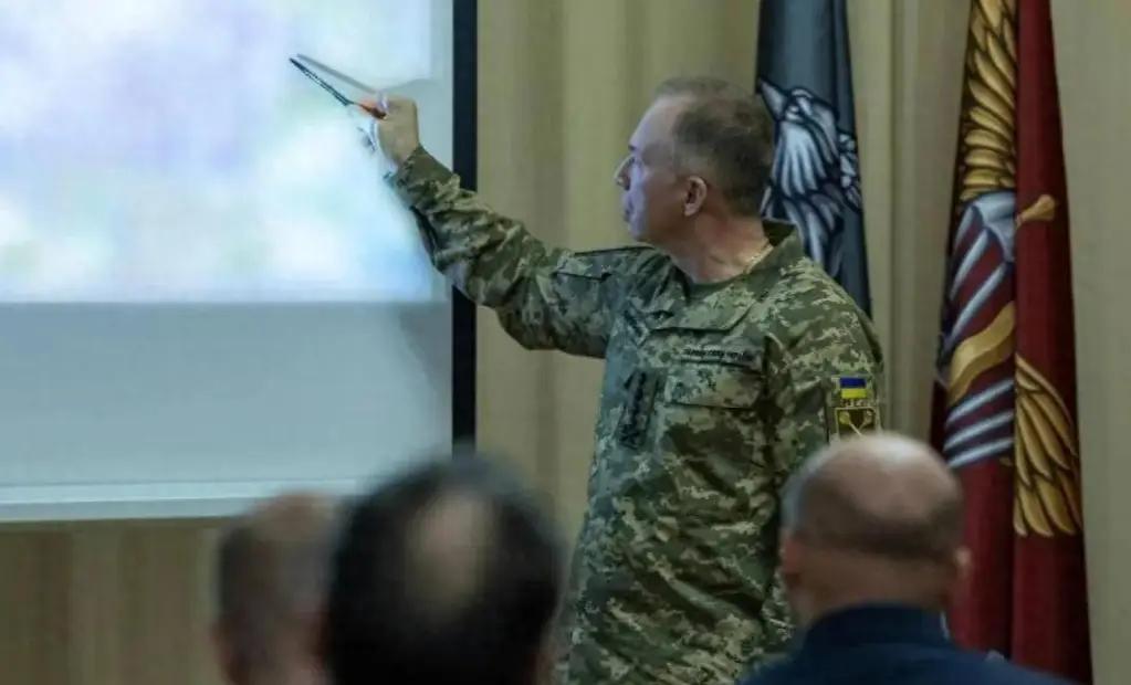 乌克兰说反攻成功，俄士兵投降？真相藏在后勤线
乌军最近说在红军城那边打了胜仗，还