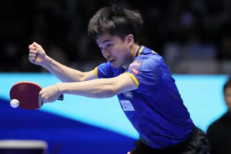 现在的林诗栋还能打败台湾省的林昀儒么！十有八九是胜不了啦！
林昀儒4:1击败弗朗