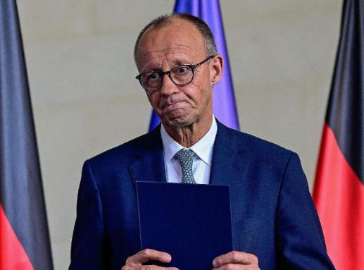 德媒：绝不允许中美主导未来！为什么第一个发抖的国家是德国？

特朗普在返回美国的