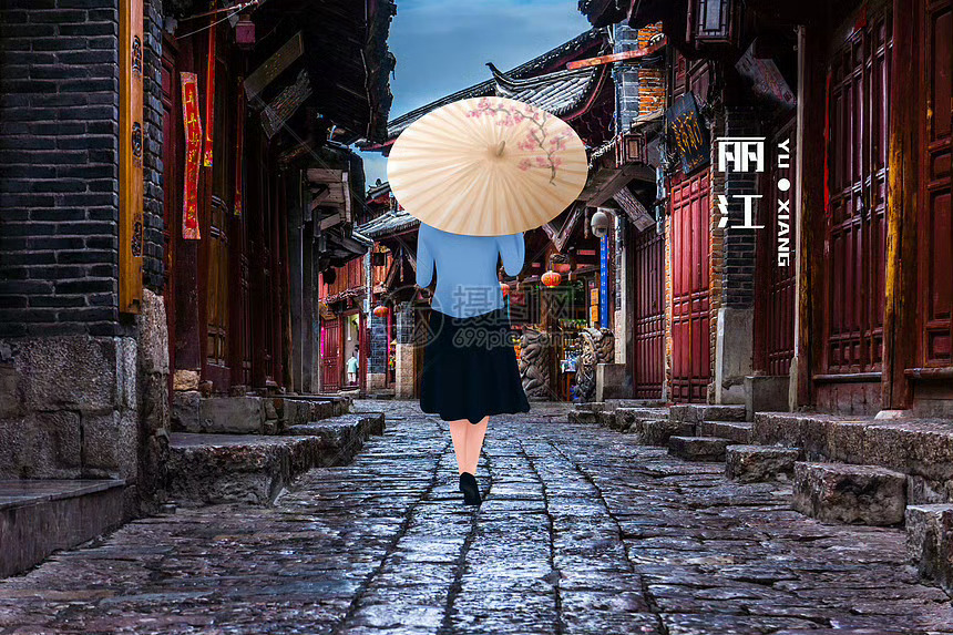 生活手记暮色漫过青石板，细雨织成朦胧帐。我在江南雨巷，等你指尖相触，把温柔揉进风
