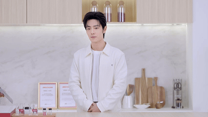 和肖战沉浸式体验净水生活 被肖战种草全屋好水的正确打开方式！晚间体验环节，他亲自