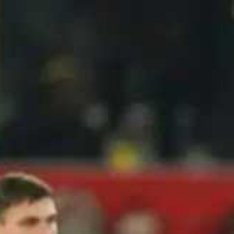 曼联在老特拉福德1-1被西汉姆联逼平，错失排名升至英超第5位的良机。上个月至今，