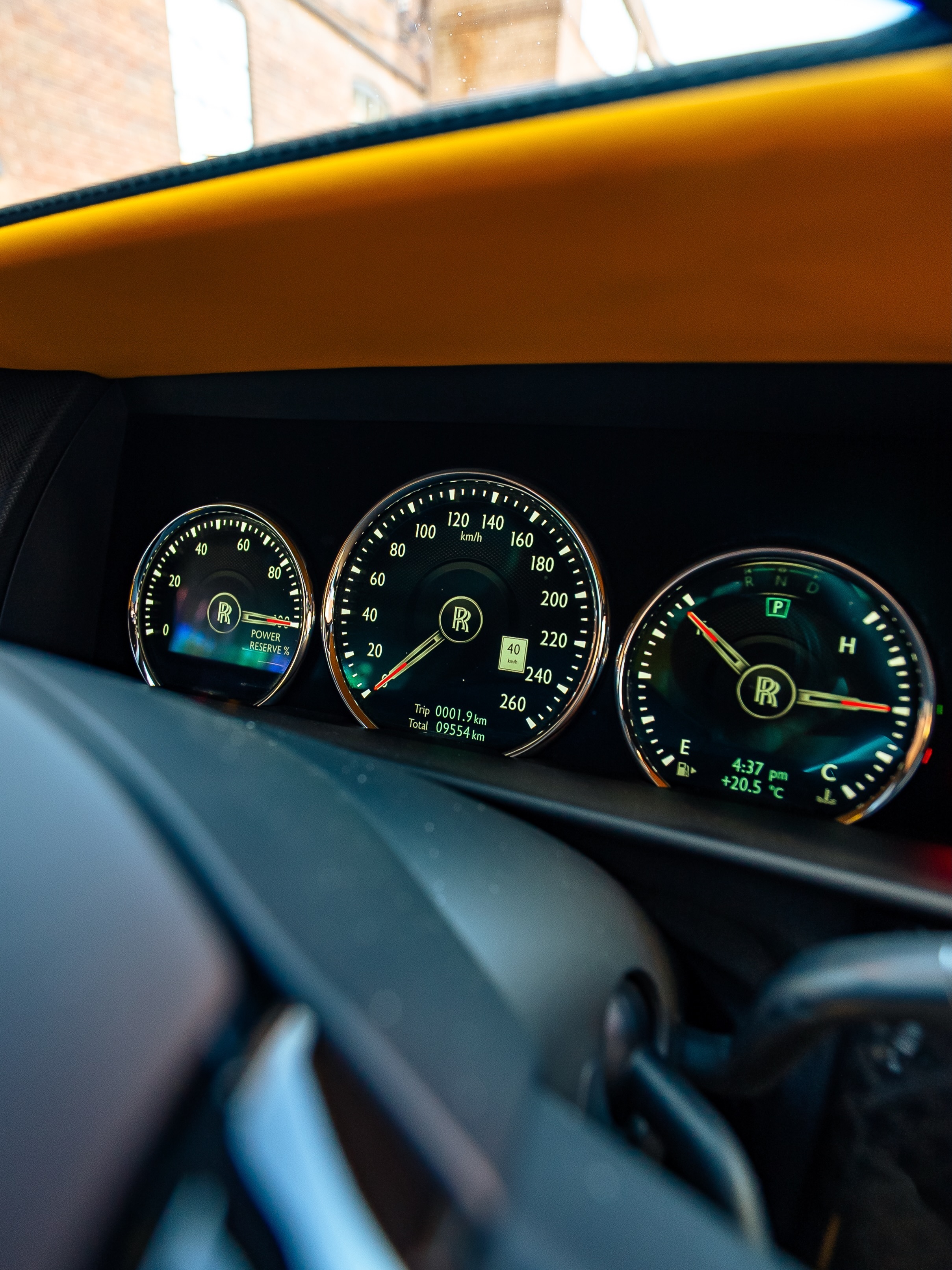 劳斯莱斯 Cullinan Black Badge  