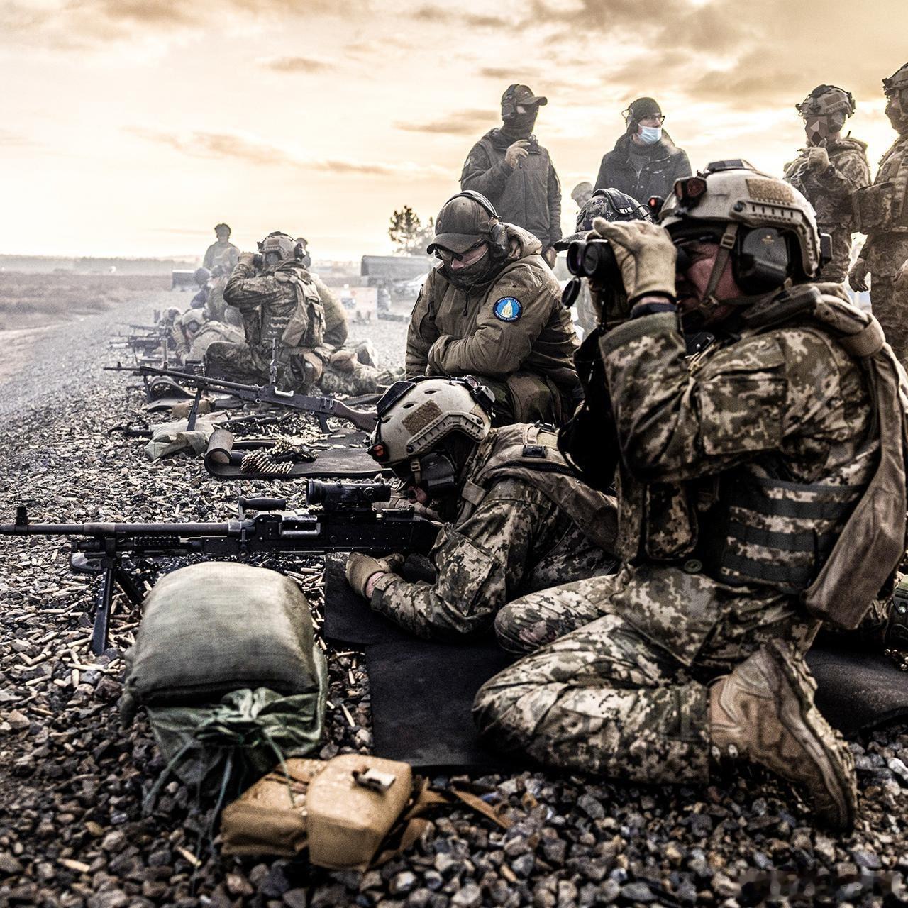 波兰东南部森林深处，挪威为乌军新建的训练基地已经启用。烽火问鼎计划