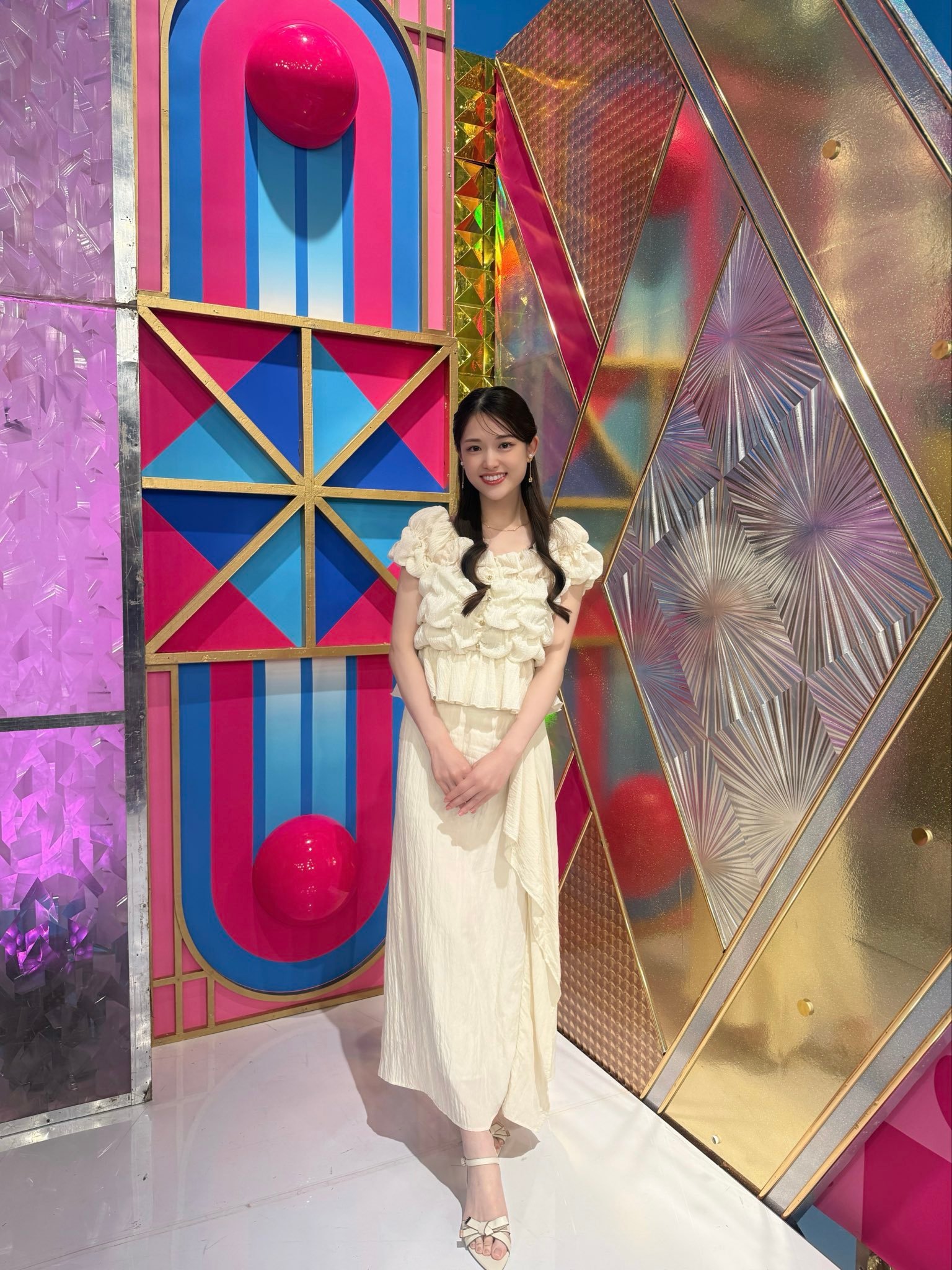 松村沙友理こんにちは🌟本日19:00〜日本テレビ「即決二択クイズ!!イダテン」