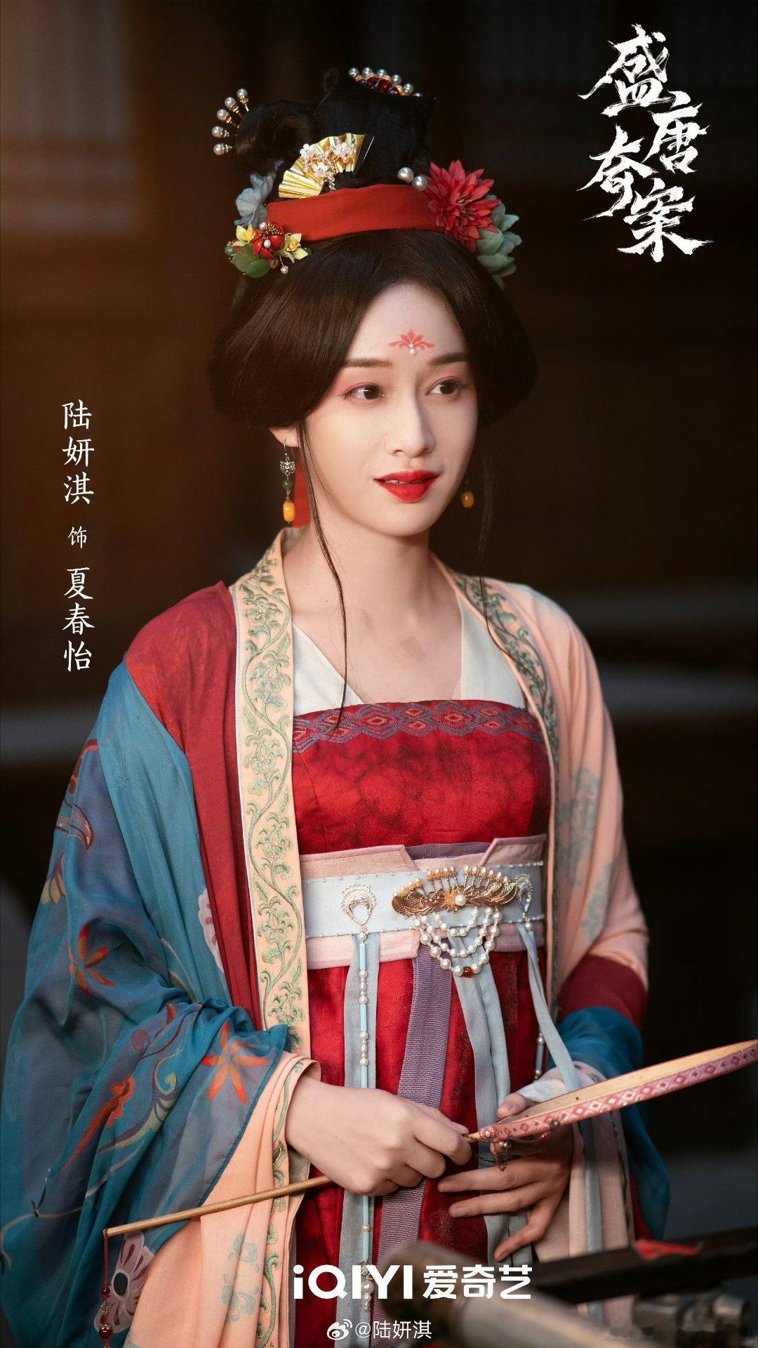这姑娘演技好，长得也漂亮，但是演的全是小角色