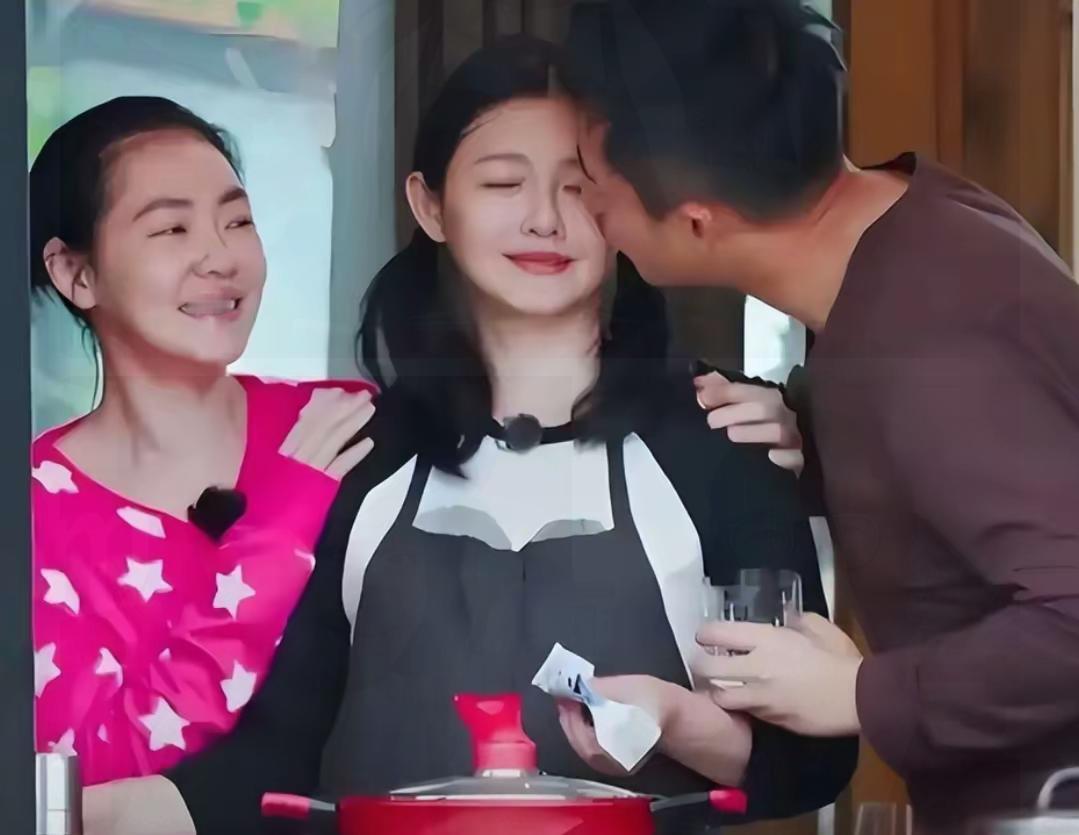 哎，现在知道见不到外孙心里有多苦了，过去大S在的时候，动不动不让奶奶和爸爸见孩子