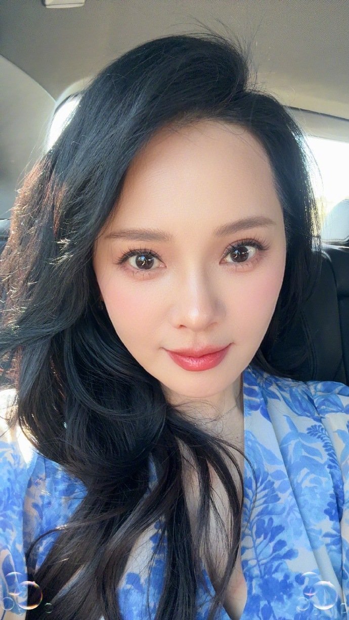 伊能靜想把今年的520留给自己 520被伊能静的通透狠狠拿捏了，她不参与喧嚣的节