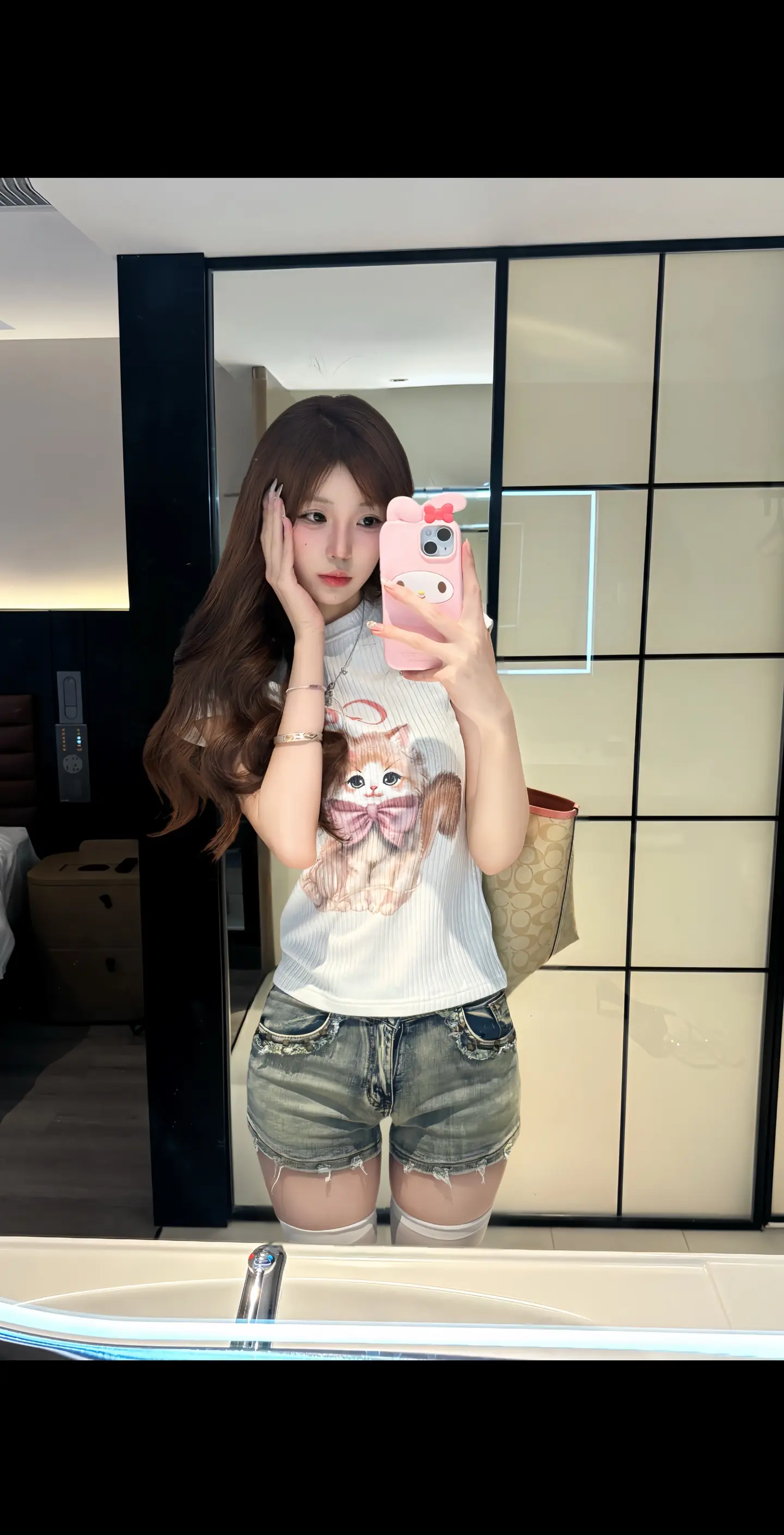 人设立起来 忧郁装起来 男人泡起来！