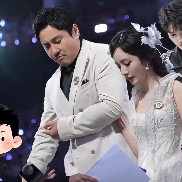 杨幂沈腾一合体就全是小节目让杨幂沈腾合作的人是天才杨幂沈腾一合体就全是小节目 ​