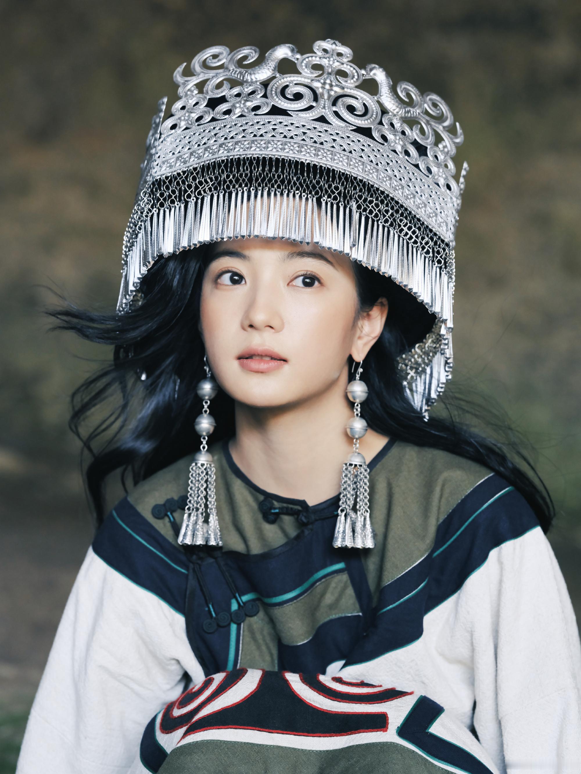 张雅钦彝族姑娘张雅钦彝族造型异域美 ​​​