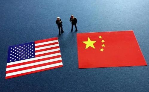 芯片：中国反过来卡美国了
中方商务部宣布对美国进口模拟芯片反倾销调查，顿时让世人