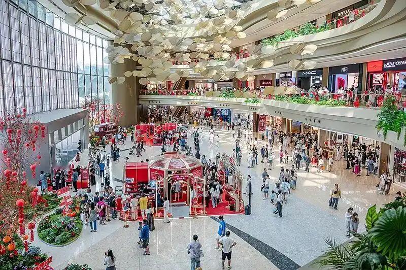 31省份消费排名出炉：哪个地方最能花钱？
        从消费总量来看，按社会