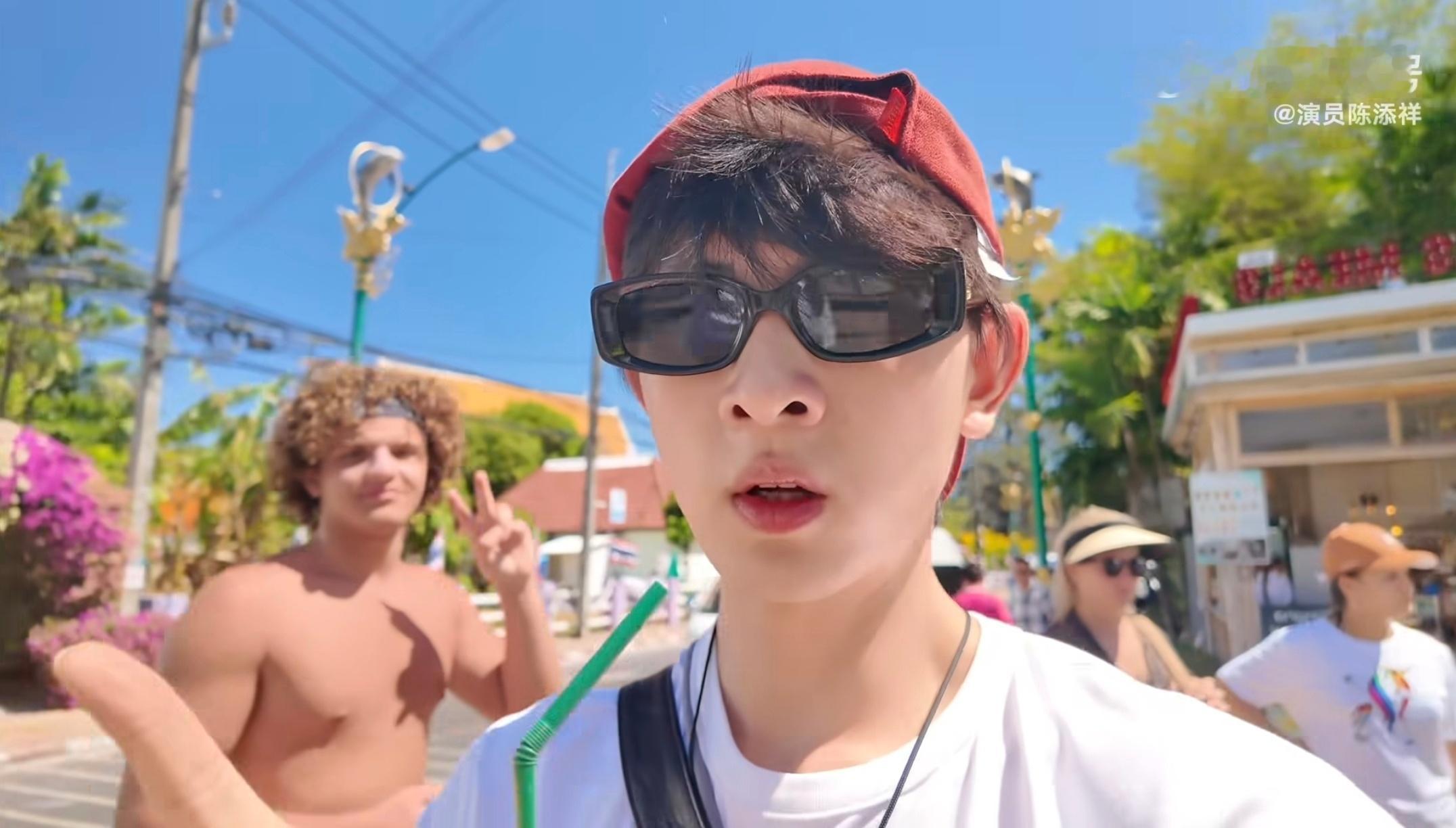 陈添祥有人抢你镜头 