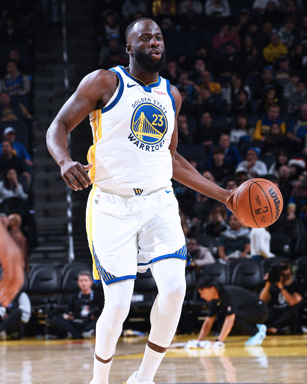 格林13分，9篮板，4助攻，1盖帽。雷霆vs勇士无库版勇三疯上演