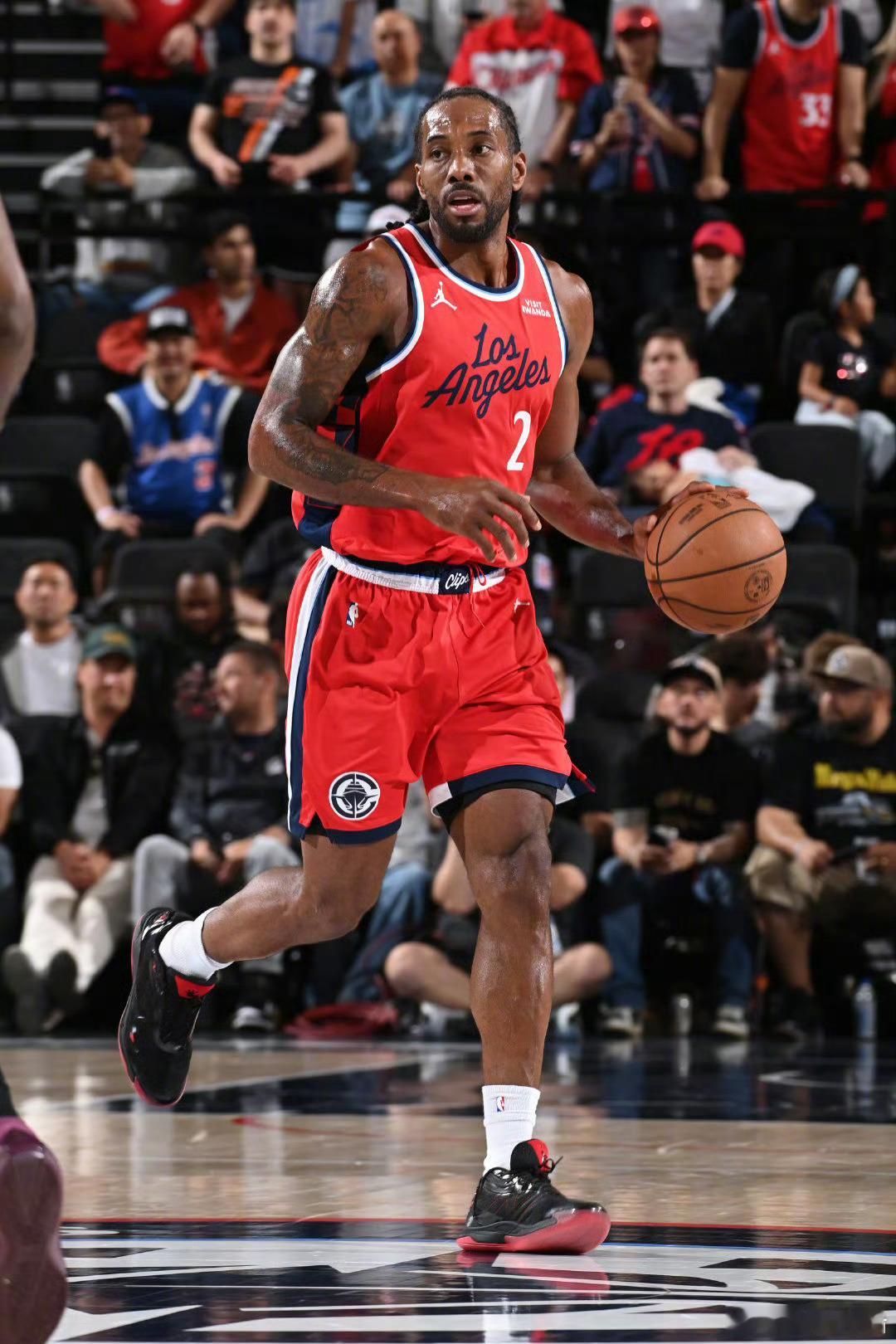 《The Ringer’s 》评选的NBA最佳阵容一阵：科怀·伦纳德尼古拉·约基