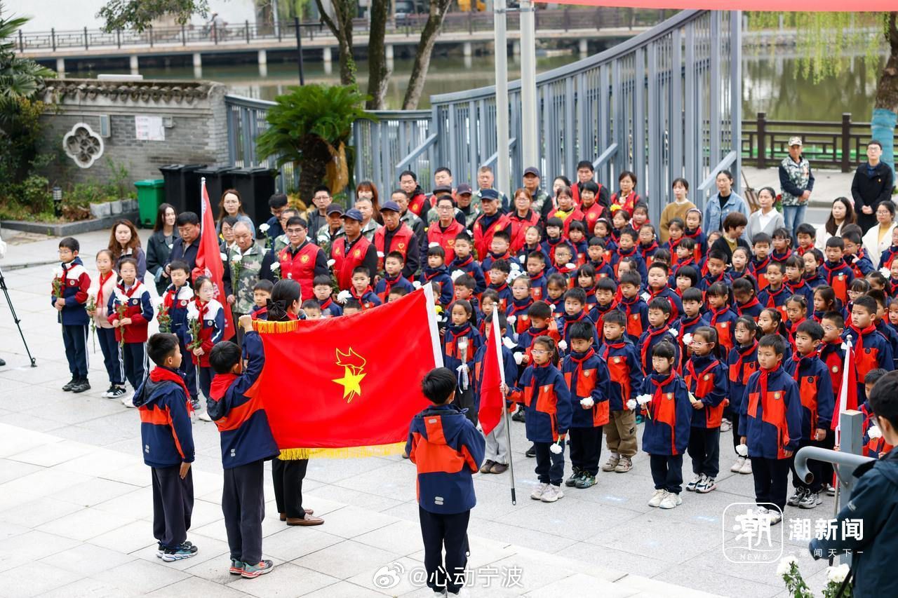 【清明祭英烈，宁波市民赴烈士陵园缅怀革命先烈 】清明将至，为缅怀革命先烈，传承红