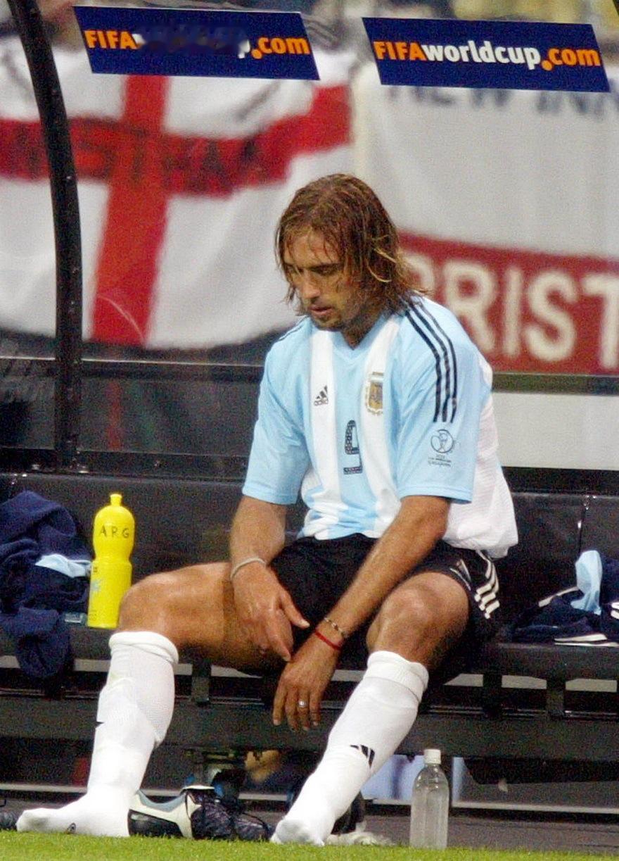 世界杯 加布里埃尔·巴蒂斯图塔，2002年6月7日，世界杯小组赛，阿根廷vs英格