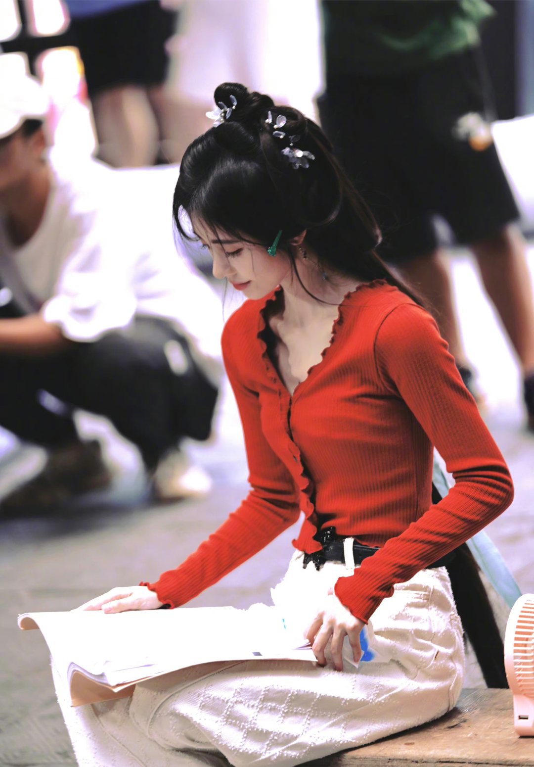 鞠婧祎 jjy鞠婧祎阿黛 "倾一城之花，赠与我心上人." 
