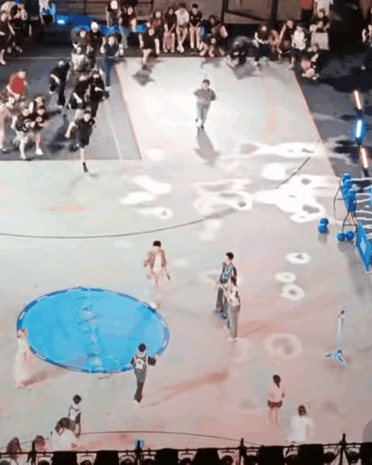 #王鹤棣录制节目混乱现场# 王鹤棣因现场混乱🤪退出我的主场节目录制。只能说王鹤