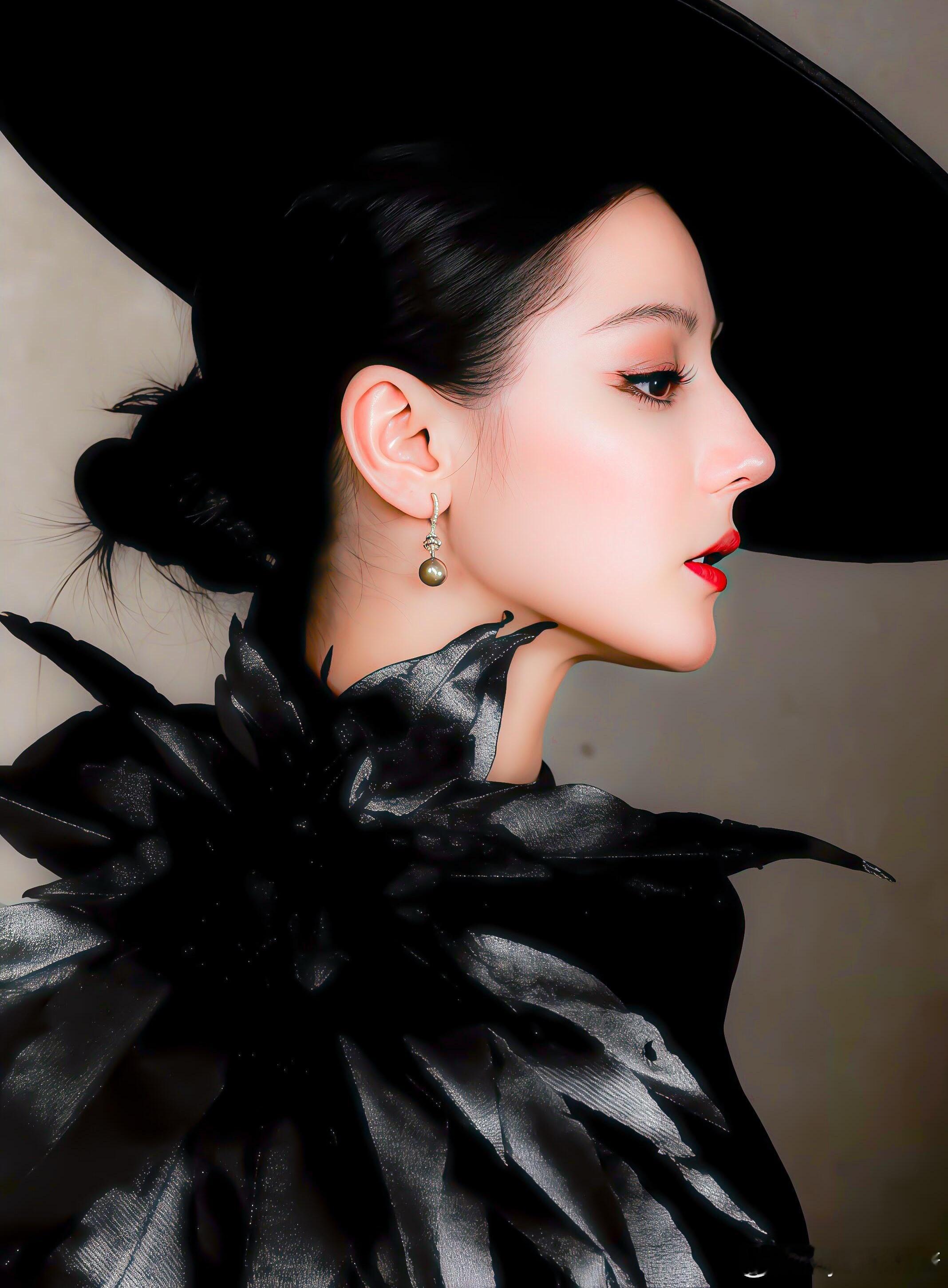 真女王大女主的既视感～～迪丽热巴[超话] ​​​