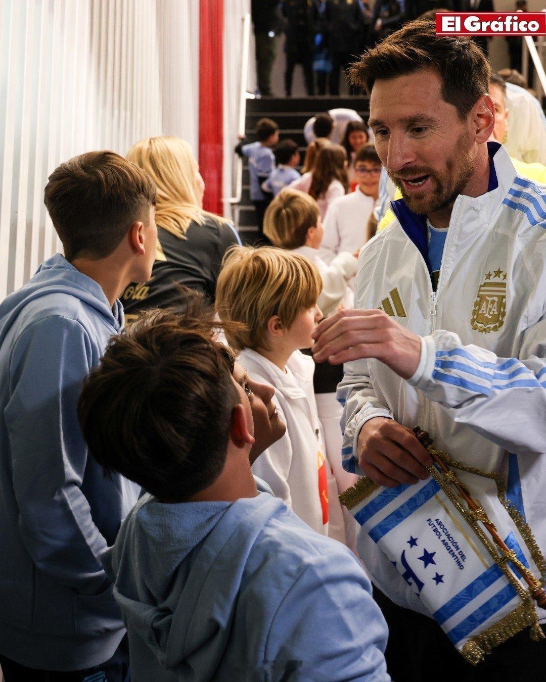 马特奥梅西[超话] 球童[奶牛猫] ​​​