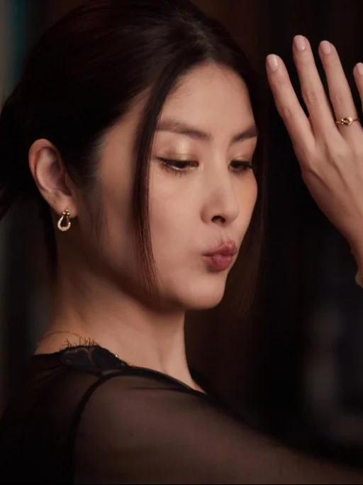 陈慧琳曝从小就有小金库！自认传统收藏金饰