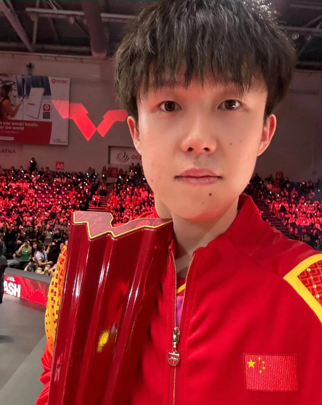 王楚钦：剑指巴黎！！！

在获得2024WTT新加坡大满贯男单冠军之后，王楚钦接