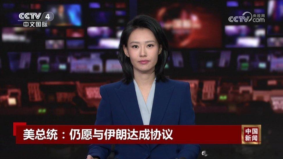 2026 年 8 月 7 日，李秋莹首次亮相CCTV-4《中国新闻》主播台，《中