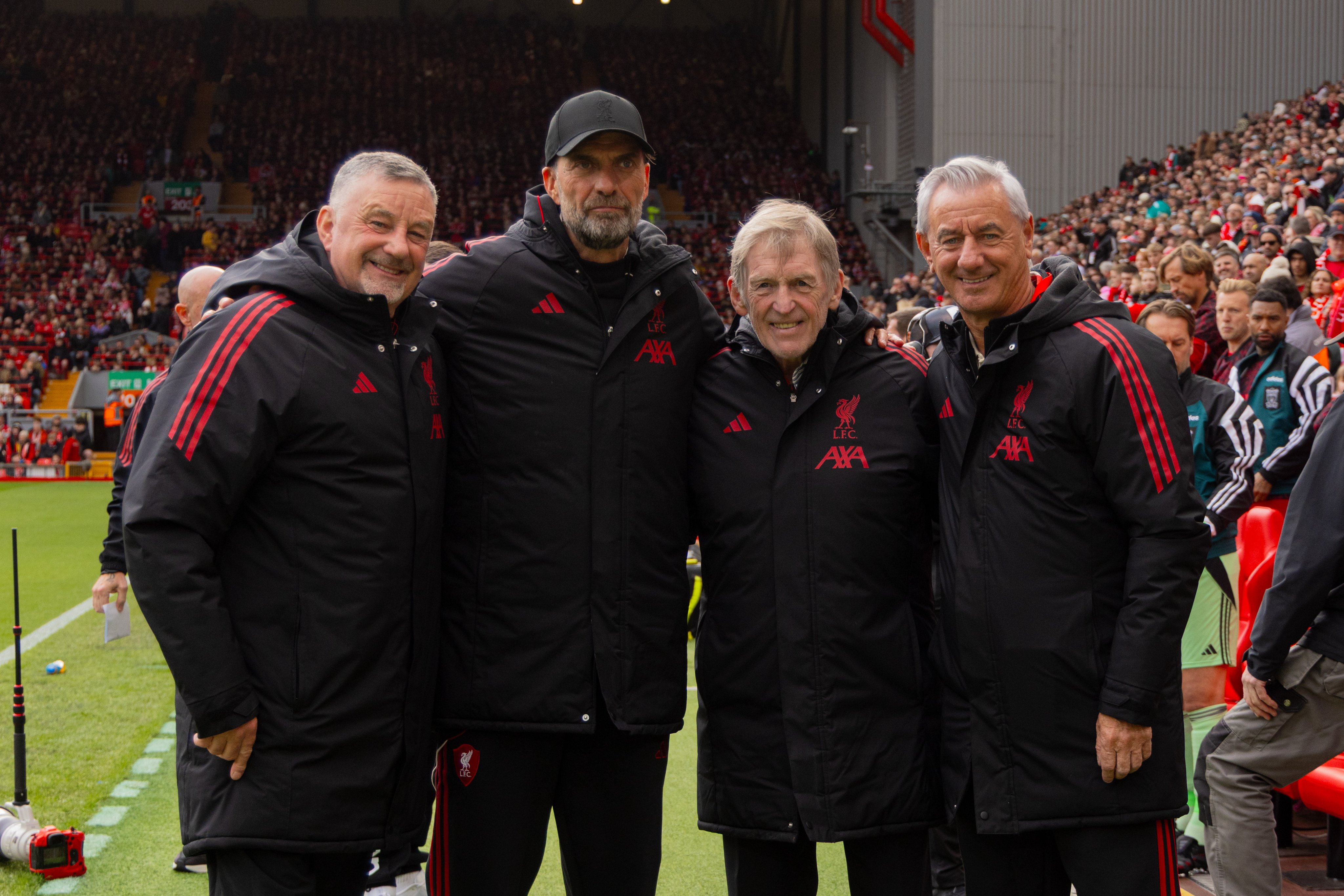 十年后，杰拉德会不会出现在合影里 